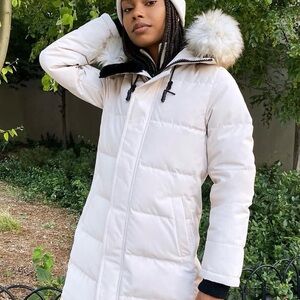 Aritzia TNA The Powder Parka